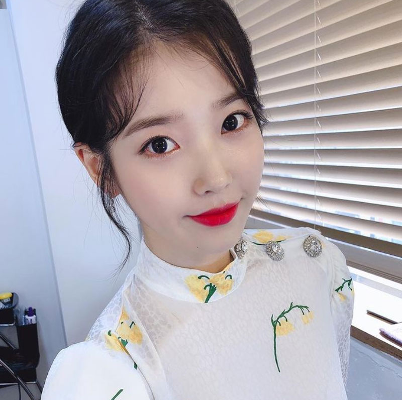 IU　美白