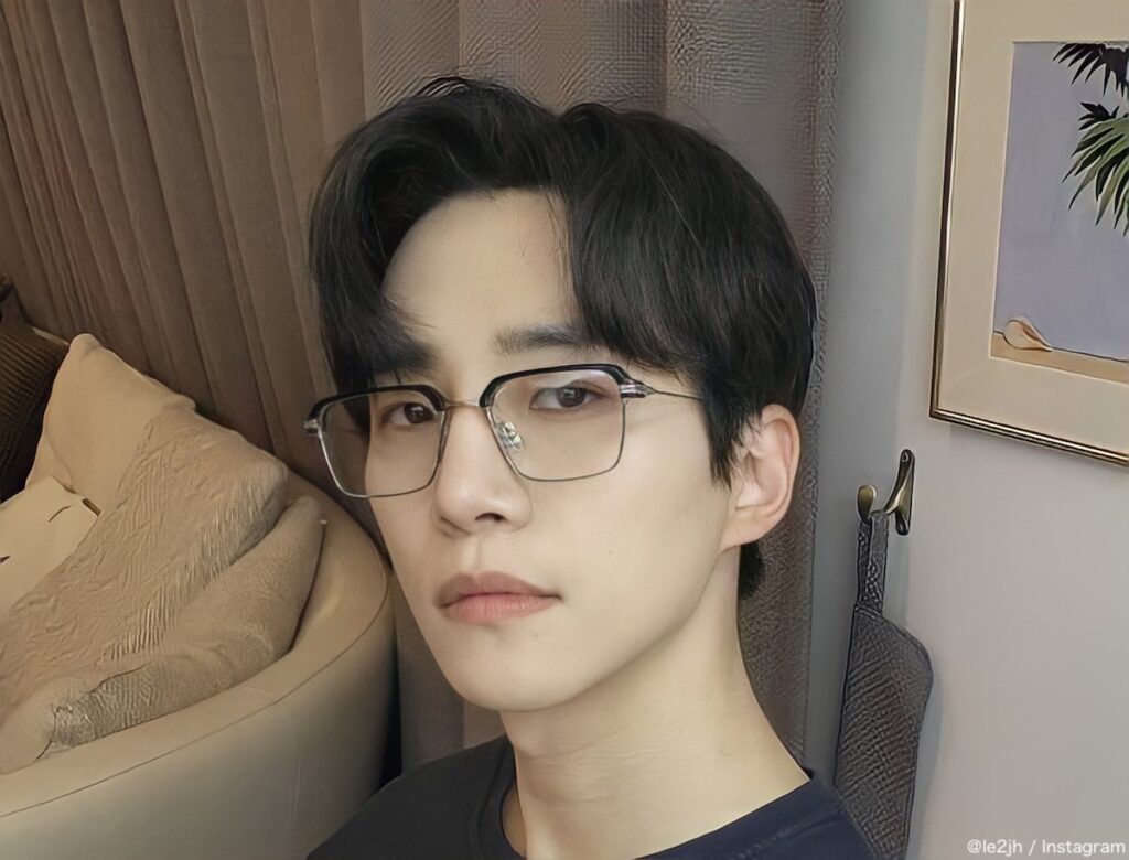 2PM ジュノ、“ナムチンルックがわかりすぎてる”! 女子が隣を歩いてほしいコーデがいっぱい・・ 男女とも必見! センス抜群の私服に注目